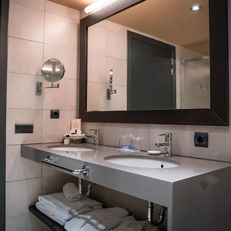 Nord 1901 4* 赫罗纳